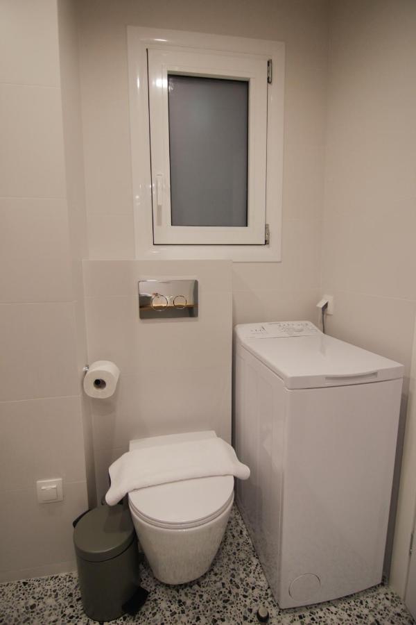 Patio Apartment Near Metro & Acropolis Атина Екстериор снимка