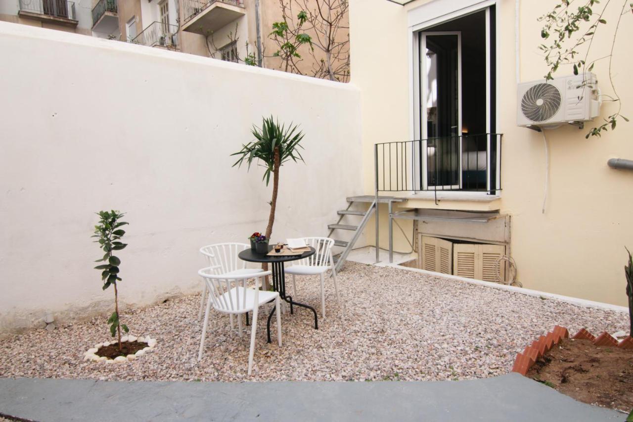 Patio Apartment Near Metro & Acropolis Атина Екстериор снимка